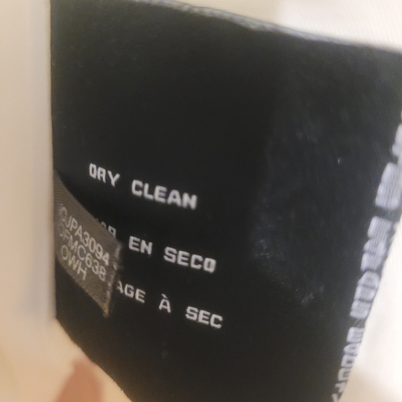 Beautiful ivory and white spring coat - Picture 7 of 10